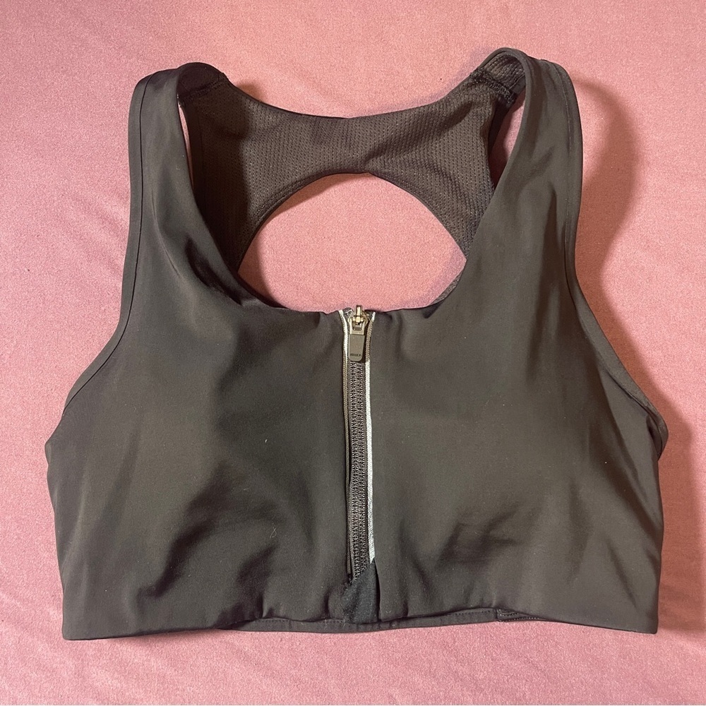 Athleta Zip Along Sports Bra in Black - Size Small - Front Zip Accessible